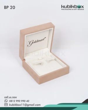 Box Perhiasan Anting Gold...