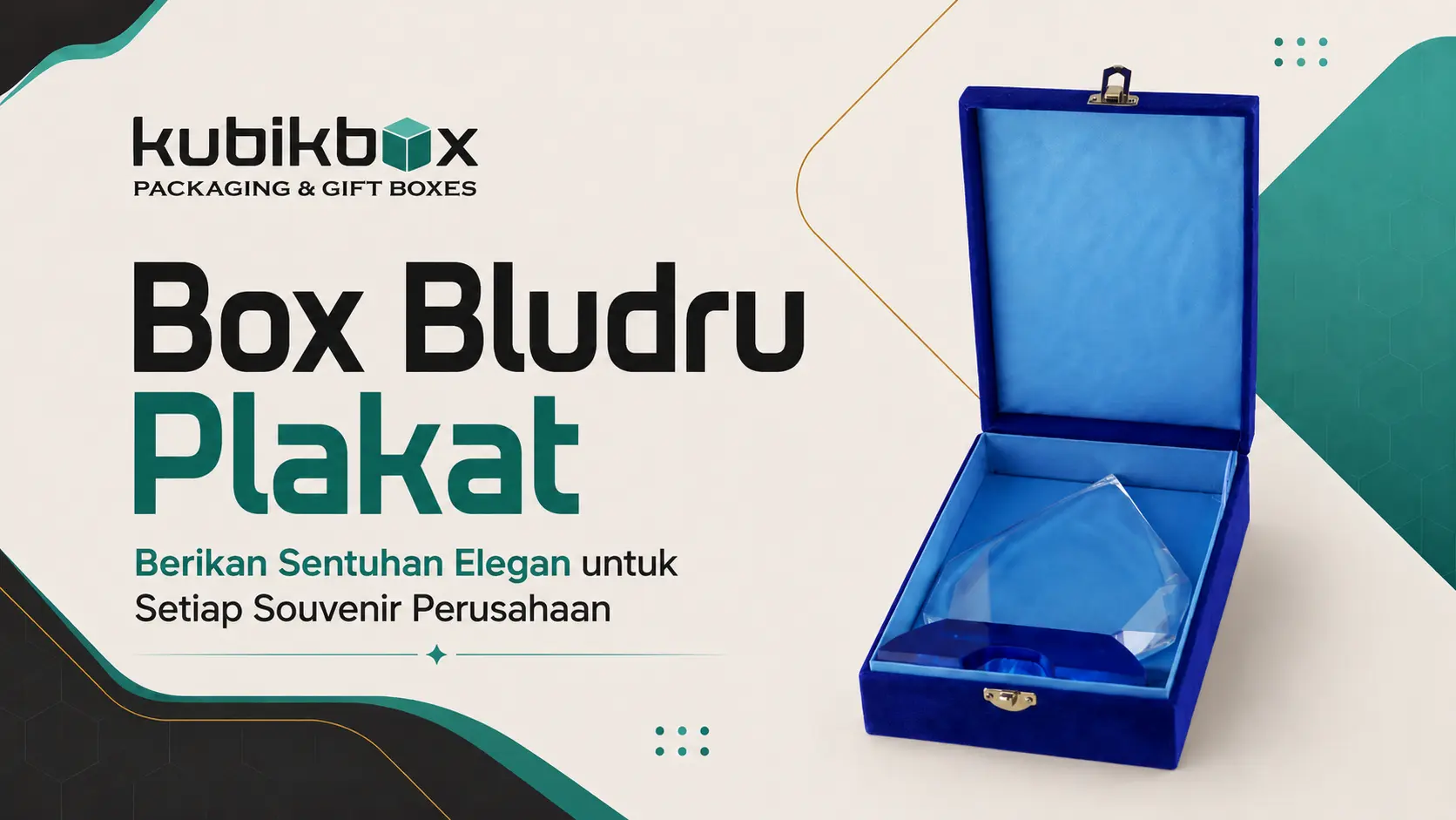 Read more about the article Box Bludru Plakat: Berikan Sentuhan Elegan untuk Setiap Souvenir Perusahaan